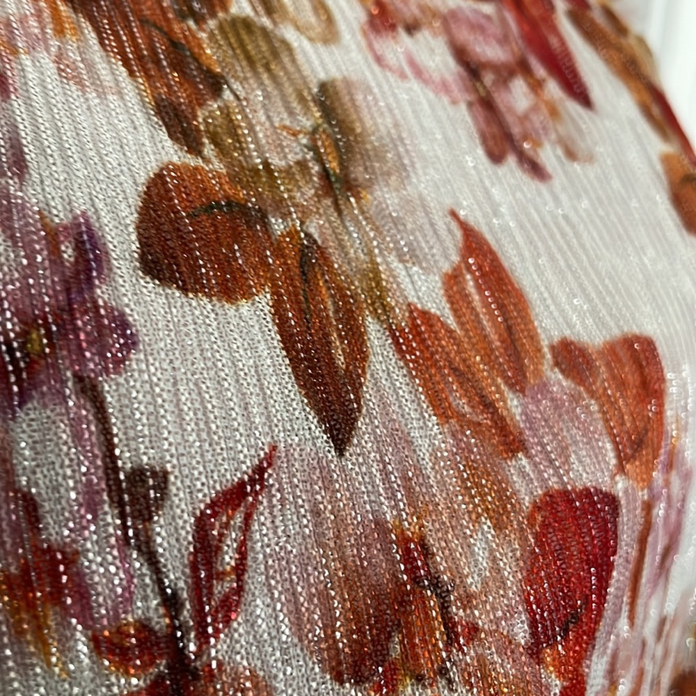 Shiny floral tie front Top - Picture 8 of 8